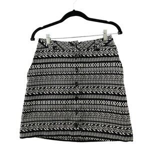 Anthropologie Maeve Mini Skirt Size 2 Black White Printed Textured Button Front
